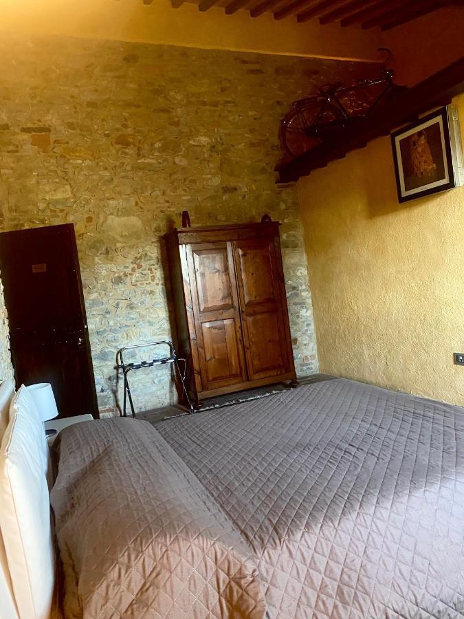 Room In Bb - Agriturismo Sottotono, Nature And Relax Carmignano Exterior foto